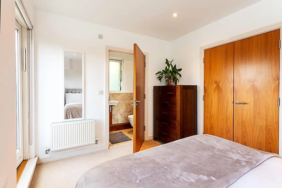 아파트 3 Bed Luxury Penthouse In Shoreditch 런던 영국